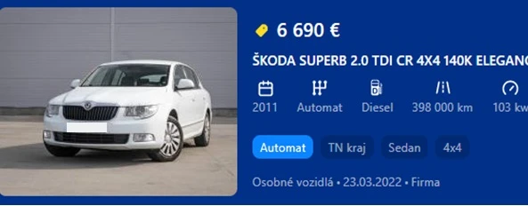 Ilustračné inzeráty zobrazujúce cenový rozdiel pre auto Škoda Superb, ročník 2011 s podobným rozdielom najazdených kilometrov ako u p. Mareka